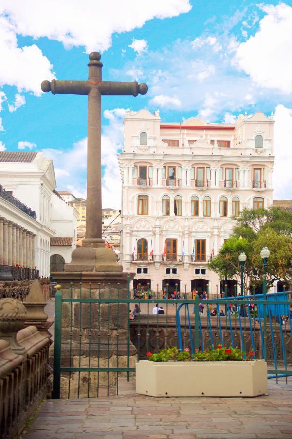 Plaza Grande Hotel Quito Zewnętrze zdjęcie