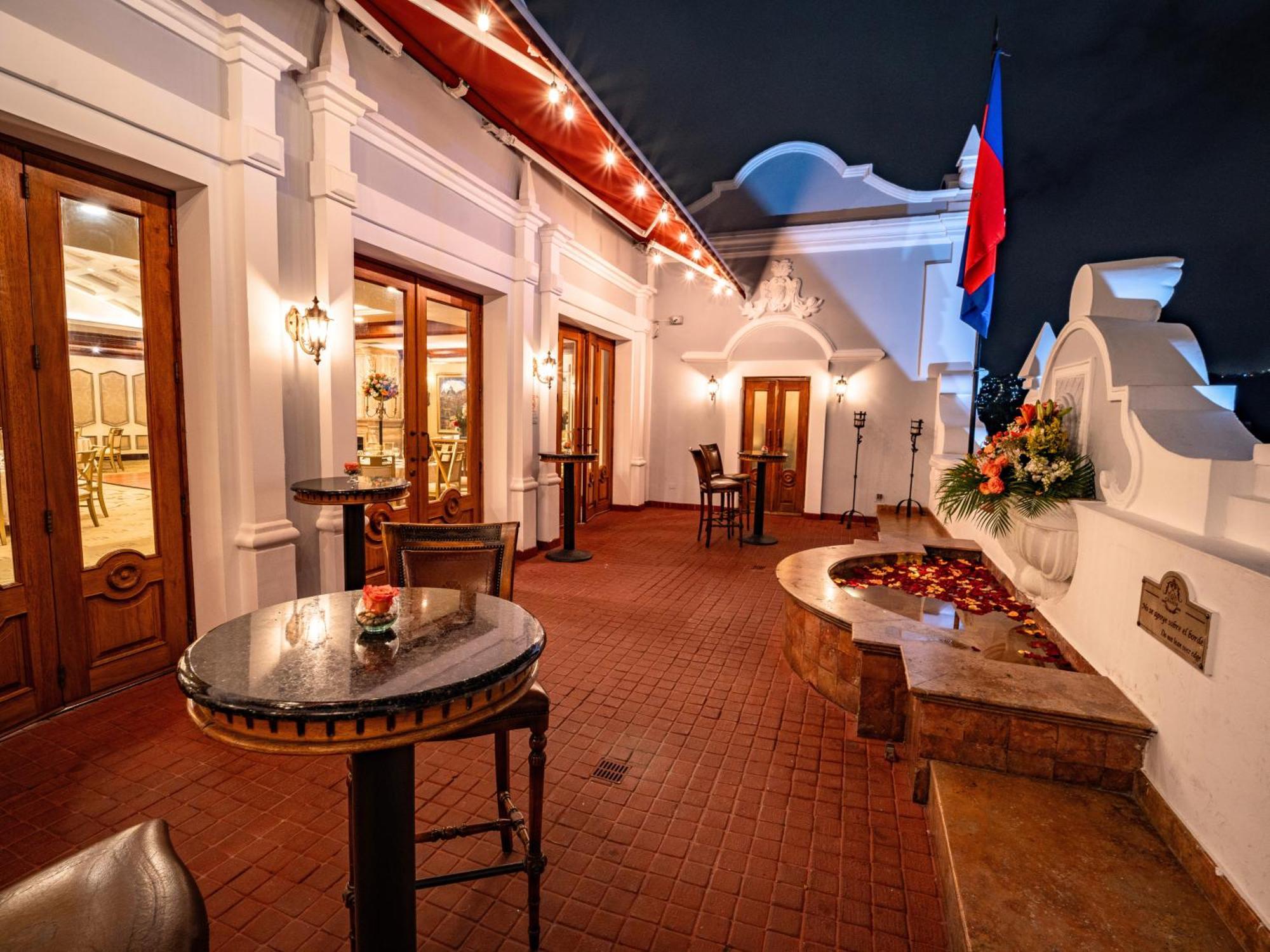 Plaza Grande Hotel Quito Zewnętrze zdjęcie