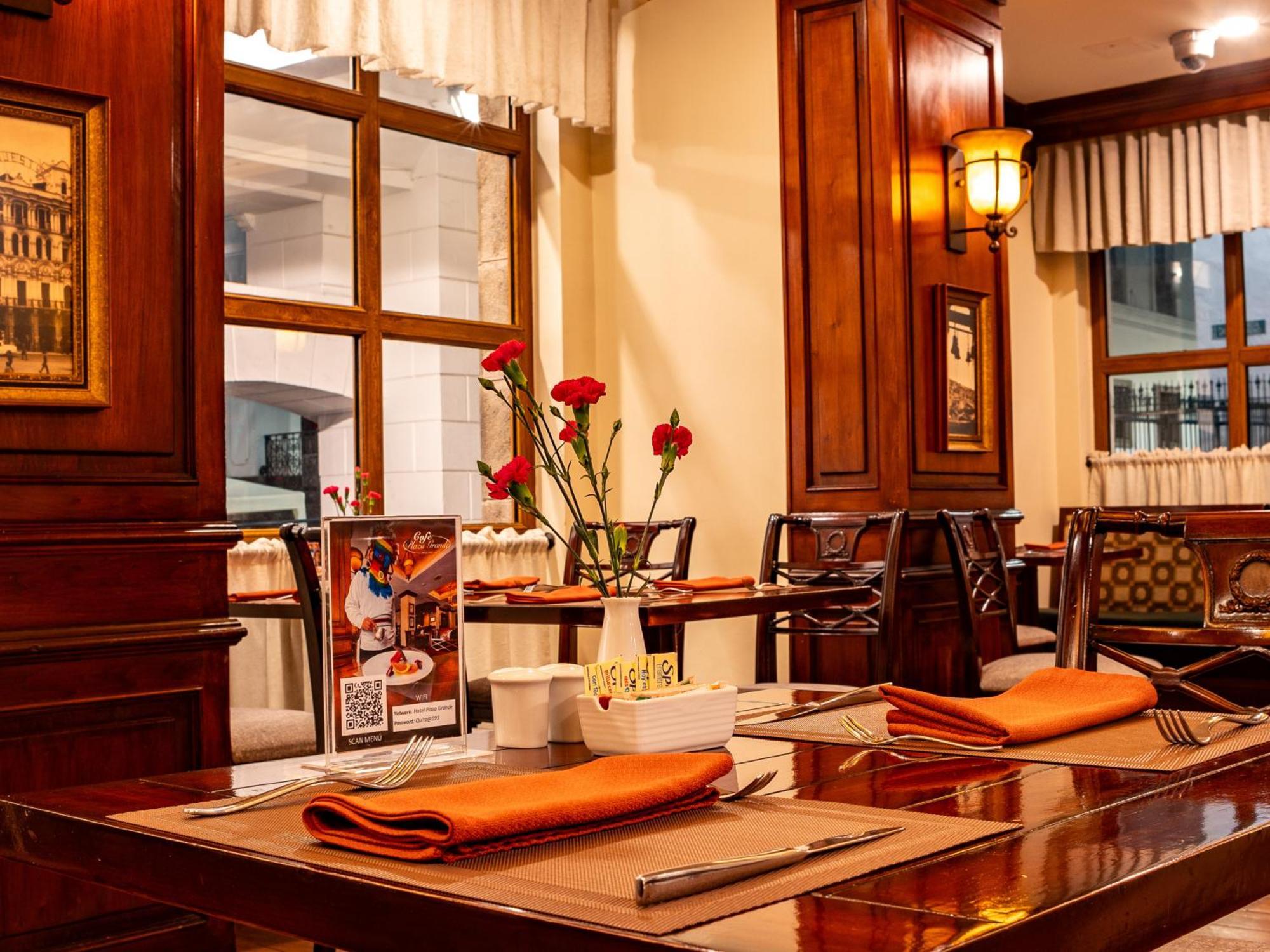 Plaza Grande Hotel Quito Zewnętrze zdjęcie